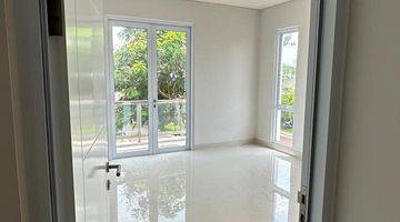 Gambar 3 Rumah Hook 2 Lantai Minimalis Modern Siap Huni Di Gading Serpong Bandung