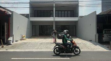 Gambar 1 Ruko Baru Sektor 1.2 BSD 3lantai