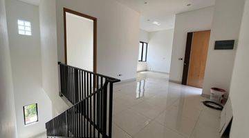 Gambar 3 Rumah Minimalis Modern SHM Area Awiligar Cigadung