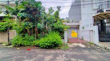 Gambar 1 DIJUAL CEPAT RUMAH TUA, HITUNG TANAH !