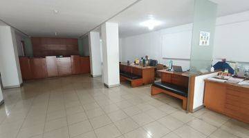 Gambar 5 Gedung Kantor Sunter Strategis Parkir Luas