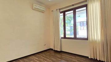 Gambar 3 House For Rent In Ampera Jakarta Selatan