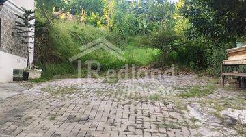 Gambar 4 Tanah di Daerah Borobudur, Kalipancur Semarang Hl 6904 