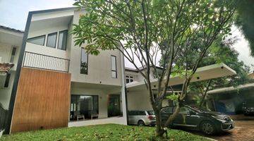 Gambar 2 06-129
dijual Rumah Baru (fully Furnished) Jl. Cipete Jakarta Selatan 
shm 
tanah: 350 M² 
bangunan: 265 M²
kt Utama Termasuk Walk-In Closet
4 Kamar Tidur
4 Kamar Mandi
kt 1+ Km 1 Pembantu 
	⁃	1 Ruang Foyer (fully Furnished)
	⁃	1 Reading Corner/ Library (