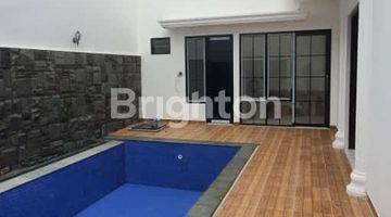 Gambar 4 Rumah Mewah 2 lt +kolam renang di area elit Sentul City