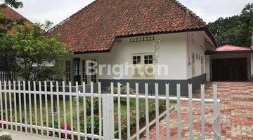 Gambar 1 Rumah Colonial clasic siap huni di area premium Bogor.