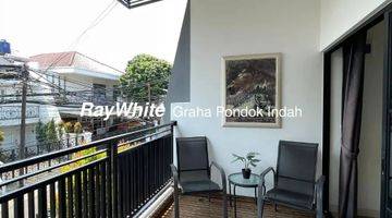 Gambar 4 Rumah 2 Lantai SHM dijual di pondok indah