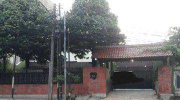 Gambar 1 Dijual Rumah Bagus dan kost2an dipejaten vilage 