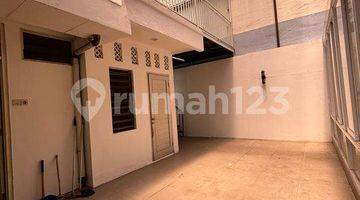 Gambar 3 Rumah Puri Mansion Renov Bagus Best Price