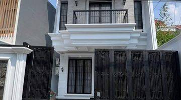 Gambar 1 Dijual Rumah American Classic  Semi Furnished SHM - Sertifikat Hak Milik di Jl. Sawo Manila, Jati Padang Bagus