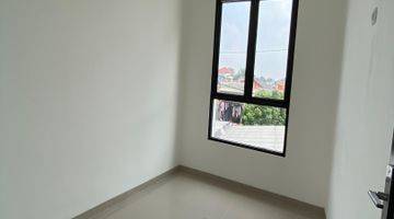 Gambar 5 Rumah 2 Lantai Di Belakang Mall Tsm Cibubur Harga 800jtan 