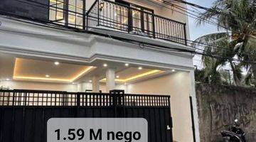 Gambar 1 Di jual rumah ada rooftop Dekat mal aeon dan krl tanjung barat