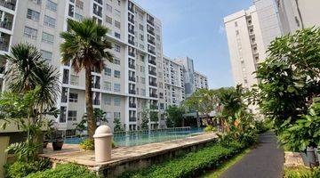 Gambar 1 Apartemen Scientia Residence Bagus Furnished view Taman dan Kolam Renang