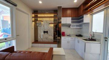 Gambar 5 Rumah Full furnish by design interior di Cluster Martinez Summarecon Serpong
 Rapi bagus siap masuk