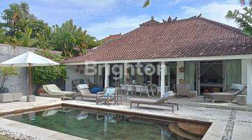 Gambar 4 DAILY VILLA RENT WITH 2 BEDROOMS IN CENTRAL SEMINYAK 