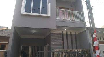 Gambar 1 Dijual Rumah Area Pondok Betung-Bintaro, 2 1/2 Lantai, Dalam Komplek