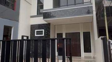 Gambar 1 Rumah 2 lantai di VILLA MELATI MAS SERPONG BARU 