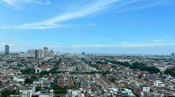 Gambar 2 Jual Apartemen The Summit Kelapa Gading 3 Kamar City View