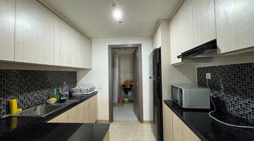 Gambar 1 Apartemen St Moritz Puri Tower New Ambassador 3+1BR Full Furnish