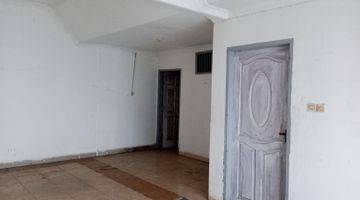 Gambar 3 Dijual Rumah Strategis 2lt Di Pusat Kota Jakpus