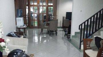 Gambar 4  Rumah Modern 2 Lantai di Pondok Ranji Bintaro