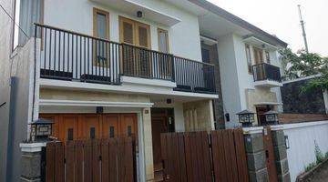 Gambar 1 Rumah Mewah Hook Furnished Siap Huni Di Tebet