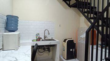 Gambar 5 Rumah Mewah Baru Furnished Town House Exclusive Dekat Tebet Di Cipinang