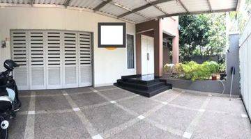 Gambar 4 Rumah Hoek Full Furnish 2 Lantai di Anggrek Loka Bsd 