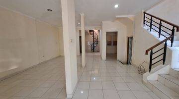 Gambar 4 Di Jual Rumah di Cluster Azalea Gading Serpong