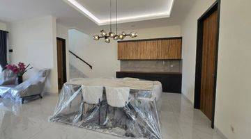 Gambar 4 Dijual Cepat Rumah Baru Mewah Full Furnish Di Suvarna Sutera