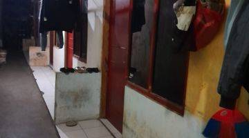 Gambar 2 Dijual Rumah Kontrakan 7 Pintu di Narogong Dekat Ke Jalan Raya