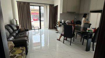 Gambar 1 Rumah Bagus Dan Furnished 2 Lantai di Suvarna Sutera 