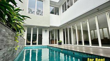 Gambar 1 Rumah 2 Lantai Minimalis Semi Furnished, Ada Pool Prime Area