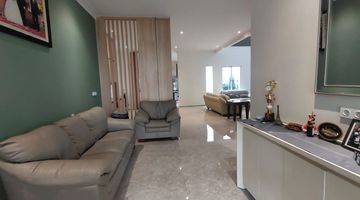 Gambar 5 Rumah rapi PHG Gading Serpong Aquamarine 270m SHM