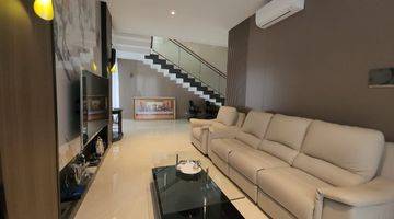 Gambar 3 Rumah Mewah Cluster Lyndon Navapark Full Furnished Siap Huni