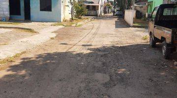 Gambar 4 Rumah  Cluster Dekat Bandara Cengkareng Masih Butuh Renovasi