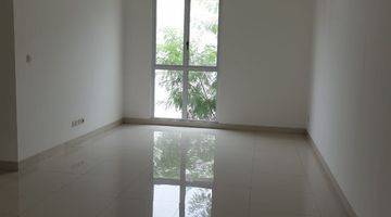 Gambar 4 Rumah Green Living Modern Cluster Palm Spring Semi Furnished