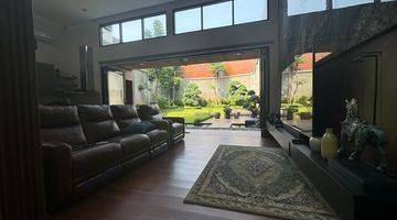 Gambar 4 Rumah Elit dan Cantik di Kebayoran Village, Lokasi Strategis