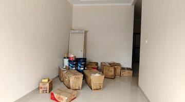 Gambar 2 Rumah 2 Lantai Dan Siap Huni Di Jual