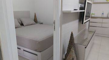 Gambar 3 Apartemen Parahyangan Residences 2 Kamar Tidur Furnished View Pool Bagus