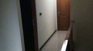 Gambar 4 Rumah 2 Lantai Bagus Unfurnished SHM di Cijantung Kalisari, Jakarta Timur