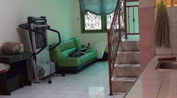 Gambar 2 Dijual Rumah Lantai 2 Kresek Indah Shm