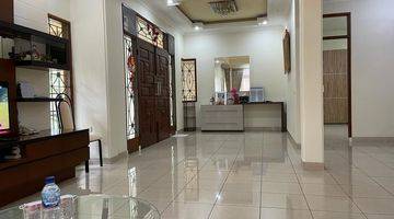 Gambar 3 Dijual Rumah Exclusive Tsi Semanan 2 Lantai