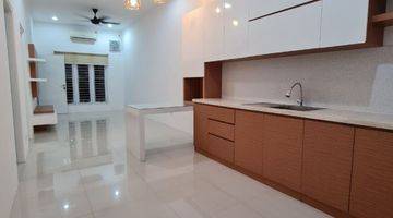 Gambar 4 Dijual Rumah Nusa Loka Bsd