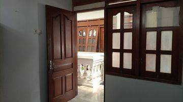 Gambar 1 Dijual Rumah Induk Plus Kost 30 Kamar,hook, 2 Lantai, Dekat Kampus Kampus, di Babarsari, Yogyakarta 