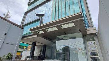 Gambar 1 Gedung Kantor 6 lantai di Area Mampang Prapatan Jakarta Selatan