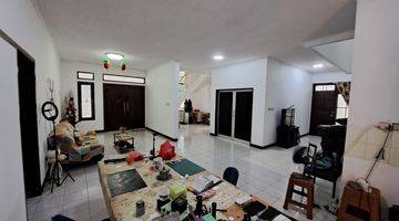 Gambar 4 Rumah 2 Lantai Bagus SHM di Sunter, Jakarta Utara