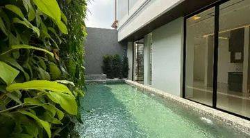 Gambar 3 Rumah Baru Modern Tropis di Cipete Prime, 5BR, Private Pool