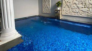 Gambar 3 Rumah Mewah Klasik Serpong, 7 Kamar, Kolam Renang, Full Furnished