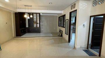 Gambar 2 Dijual Villa Mewah The Palace Daerah Polonia